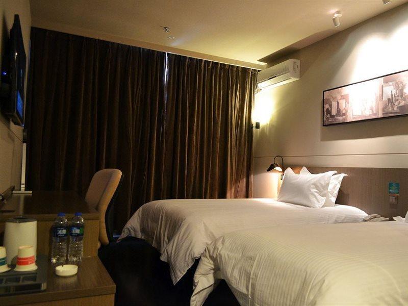 Jinjiang Inn Select Zhenzhou Dongfeng Road Technology Market Женгжо Екстериор снимка