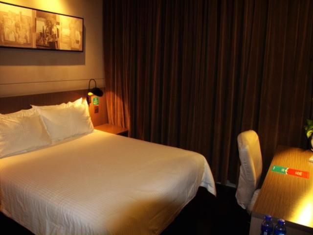 Jinjiang Inn Select Zhenzhou Dongfeng Road Technology Market Женгжо Екстериор снимка