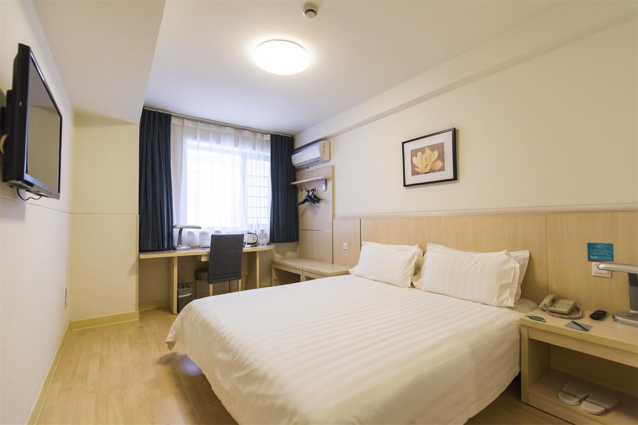 Jinjiang Inn Select Zhenzhou Dongfeng Road Technology Market Женгжо Екстериор снимка